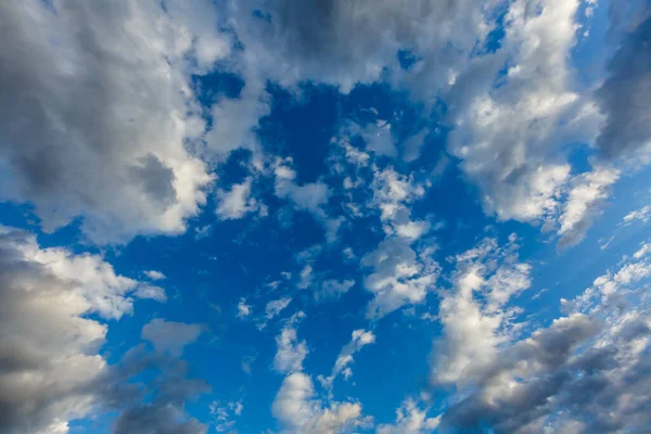 Vita Fluffiga Moln Blå Himmel Bakgrund Från Moln — Stockfoto