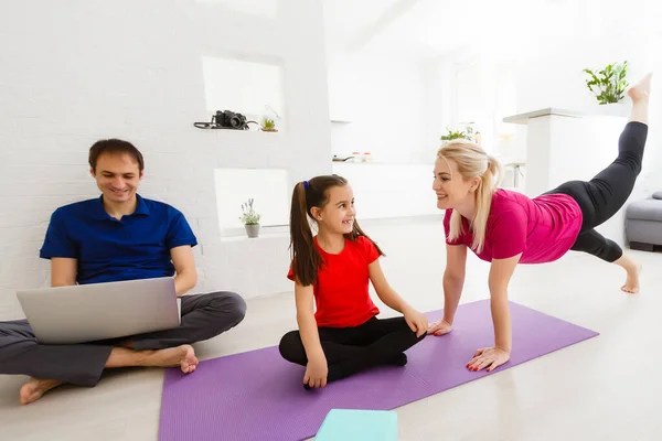 Mother Daughter Doing Yoga Exercises Mat Home — Stock Photo, Image