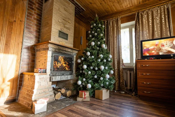 Fénykép Belső Tér Egy Fal Karácsonyfa Kandalló Karácsonyi Hangulat Otthoni — Stock Fotó