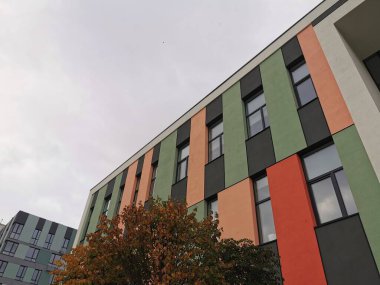 Genel bir ortamda banliyö ofisi veya sağlık binası