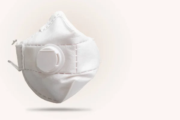 Máscara Branca N95 Fundo Cinza Respirador N95 Com Válvula Ventilação — Fotografia de Stock