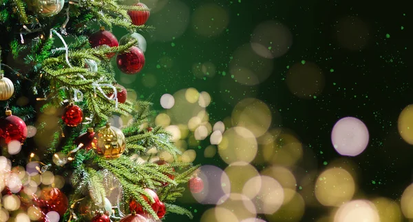 Albero Natale Con Decorazioni Glitter Sfondo Vacanza Invernale Foto Alta — Foto Stock