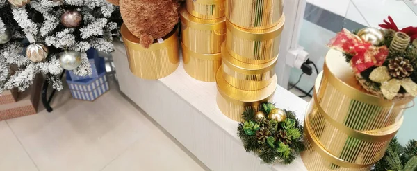 Geschenkegruppe Geschenkschachteln Mit Schleifen Grauer Hintergrund Weihnachtsgeschenke — Stockfoto