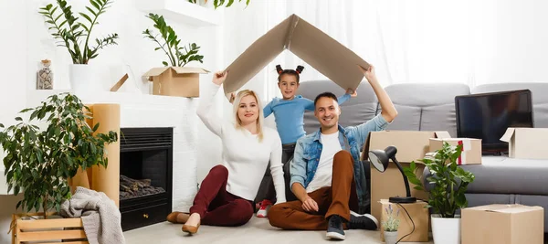 Concept Housing Young Family Mother Father Child New House Roof — Stock Photo, Image