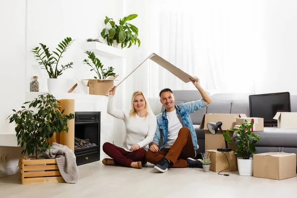 Family Moves New Home — Stock Photo, Image