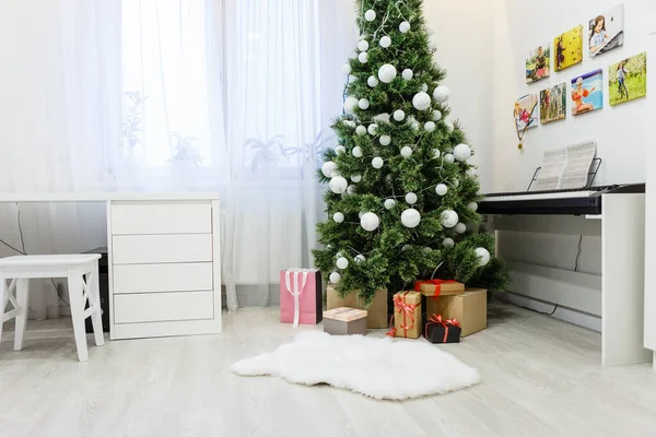 Feliz Natal Uma Bela Sala Estar Decorada Para Natal — Fotografia de Stock