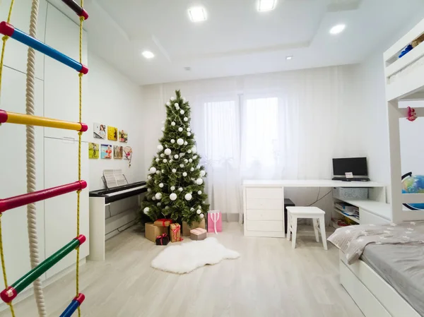 Felices Fiestas Una Hermosa Sala Estar Decorada Para Navidad —  Fotos de Stock