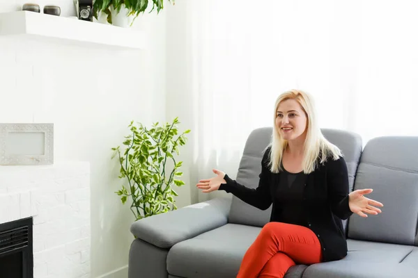 Femme Assise Une Réception Avec Psychologue — Photo