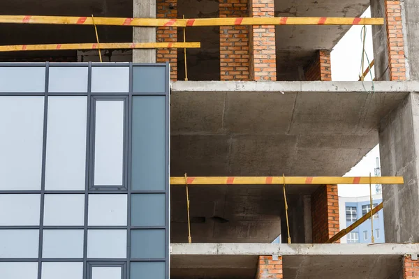 Gerüst Einer Hauswand Gebäude Bekommt Neuen Anstrich — Stockfoto