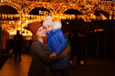 Geleneksel Noel sokak dekorasyonu