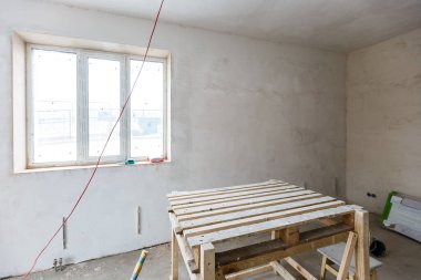 İnşaat ofisi, yeni bir ofis binasında tamirat.