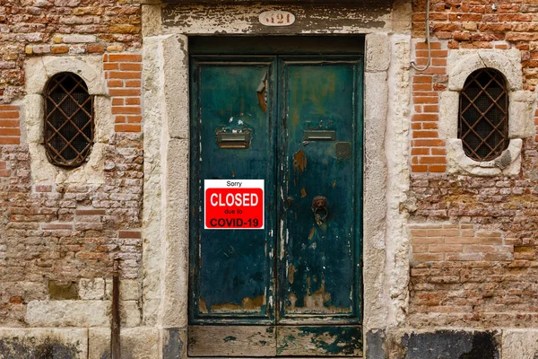Business Center Closed Due Covid Sign Sorry Door Window Stores — Stock Photo, Image