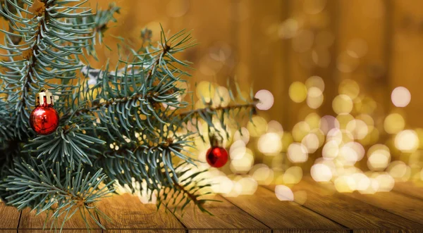 Abete Decorato Con Palline Natale Legno Rustico Scintille Luci Sfocate — Foto Stock