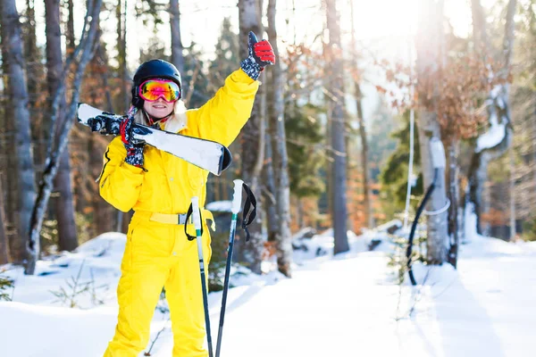 Woman Skier Enjoy Winter Sunny Day Holiday — Stock Photo, Image