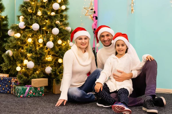 Famiglia Natale Mas Inverno Felicità Concetto Persone Famiglia Sorridente Cappelli — Foto Stock