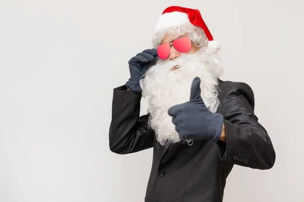 Babbo Natale Moderno Occhiali Sole Babbo Natale Cool Giacca Cravatta — Foto Stock