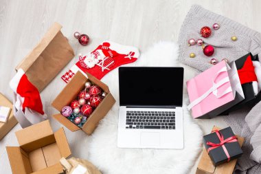 Bilgisayar ve Noel hediyeleri, kutu