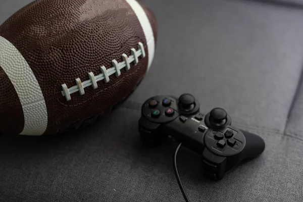 Rugbybal Joystick Voor Het Spelen Van Videospelletjes — Stockfoto