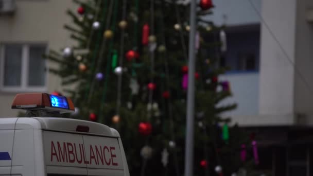 Ambulance Flashing Christmas Tree Celebration New Year Decoration — Stock Video