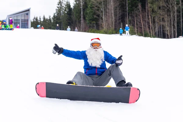 Sério Papai Noel Máscara Esqui Com Snowboard Foto Alta Qualidade — Fotografia de Stock