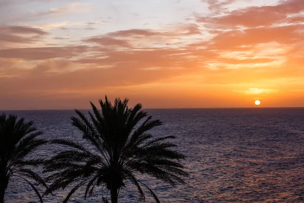 Zachód słońca nad plażą — Zdjęcie stockowe