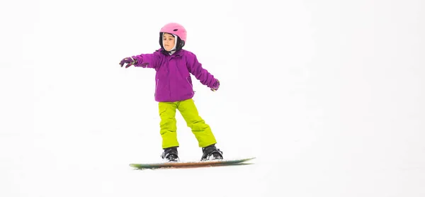 Kicsi Aranyos Lány Snowboard Síközpont Napsütéses Téli Nap — Stock Fotó