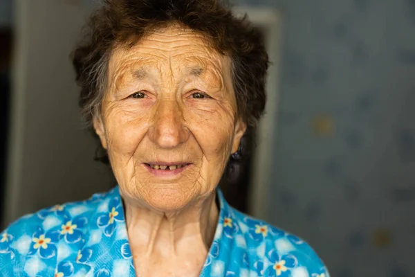 Πορτραίτο ηλικιωμένης κυρίας. — Φωτογραφία Αρχείου