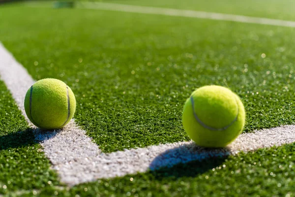 Uitzicht Een Lege Tennisbaan Met Tennisbal — Stockfoto
