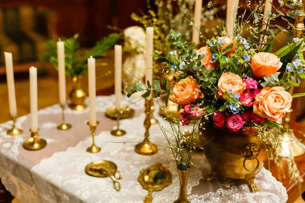 Vase Fleurs Sur Une Table Photo Haute Qualité — Photo
