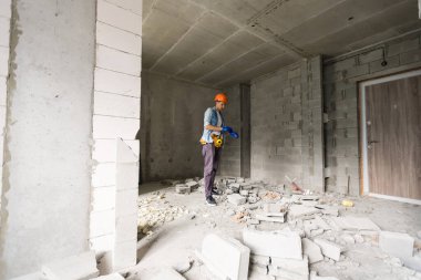 Mimari ve ev yenileme konsepti - apartmanın yenilenmesi için ustabaşı