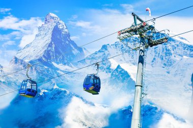 İsviçre 'deki Gornergrat, Zermatt, Matterhorn kayak merkezinin harika manzarası.
