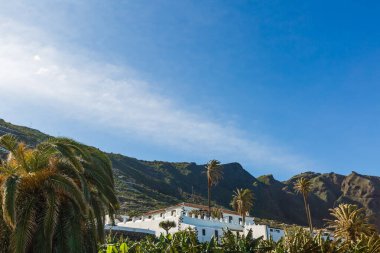 İspanya 'nın Tenerife adasındaki Atlantik Okyanusu kıyısındaki Garachico köyünün hava manzarası