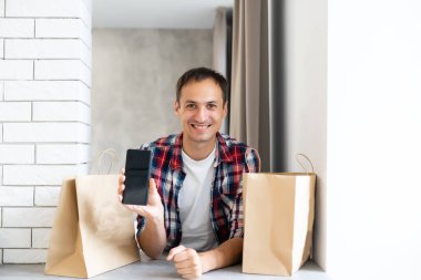Paket servis elemanı. Paket servis için..