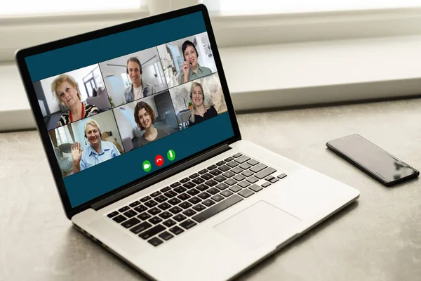 Gruppenfreunde Video Chat Connection Konzept — Stockfoto