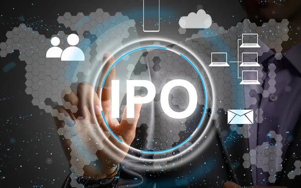 Бізнесмен натискає кнопку ipo Початкова публічна пропозиція мережі на графіку . — стокове фото