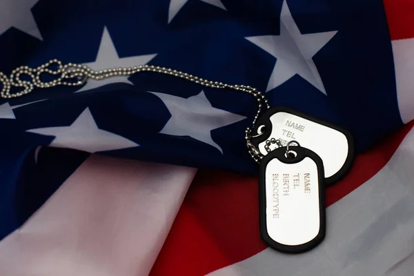 Army badge on the background of the american flag — Stock Photo, Image