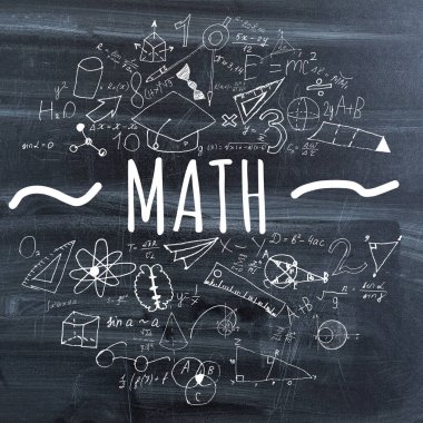 Karatahta, fizik, matematik ve elektrik devrelerinde bilimsel formüller ve hesaplamalar kazınmış. Bilim ve eğitim geçmişi.