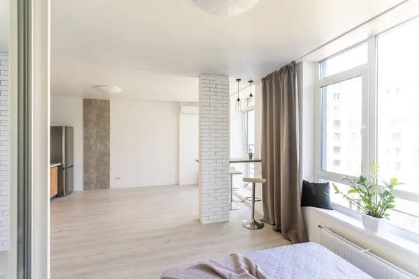 Luxus-Studio-Apartment mit Klappbett — Stockfoto