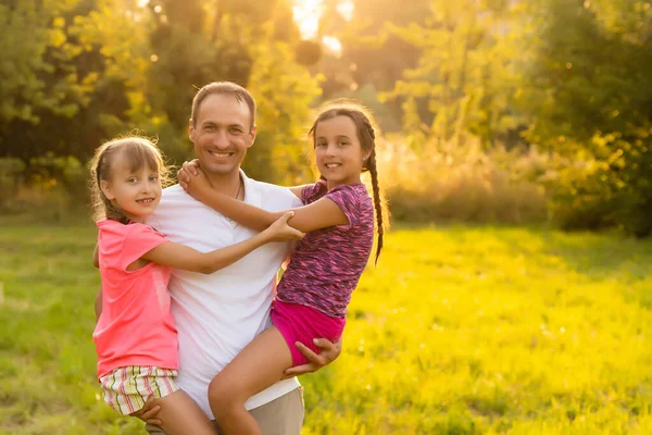 Família feliz juntos colagem ao ar livre — Fotografia de Stock