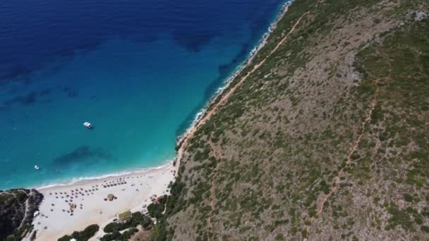 Gjipe Beach, знаменитый пляж в Албании — стоковое видео