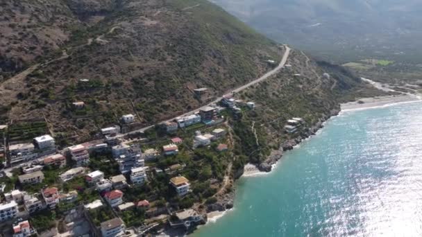 Piękne wybrzeże południowej Albanii w pobliżu Himare — Wideo stockowe