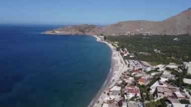 Arnavutluk 'un dağlı güzel manzarası