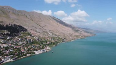 Arnavutluk 'taki eski Shkoder kentine manzara.