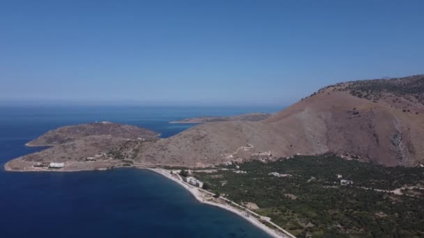 Piękne wybrzeże południowej Albanii w pobliżu Himare — Wideo stockowe