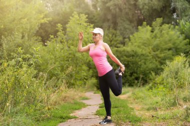 Genç kadın çalıştırılmaya hazırlanıyor
