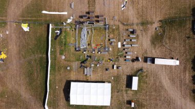 Açık hava sahnesi çelik yapı ayarı