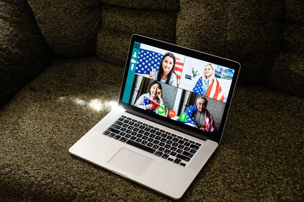 Bandera de EE.UU. y vídeo por ordenador portátil, videoconferencia — Foto de Stock
