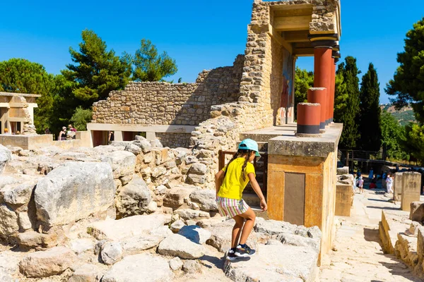 Knossos paleis van de Minoïsche beschaving en cultuur van Heraklion zonder mensen, Kreta, Griekenland — Stockfoto