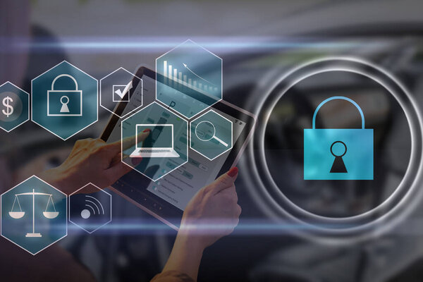 Пользователь, использующий ноутбук с технологией кибербезопасности и концепции конфиденциальности. защита и безопасность данных для глобальной сетевой безопасности