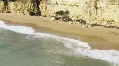 Portekiz, Algarve 'deki Porches' da güzel Praia Nova. Yüksek kalite fotoğraf